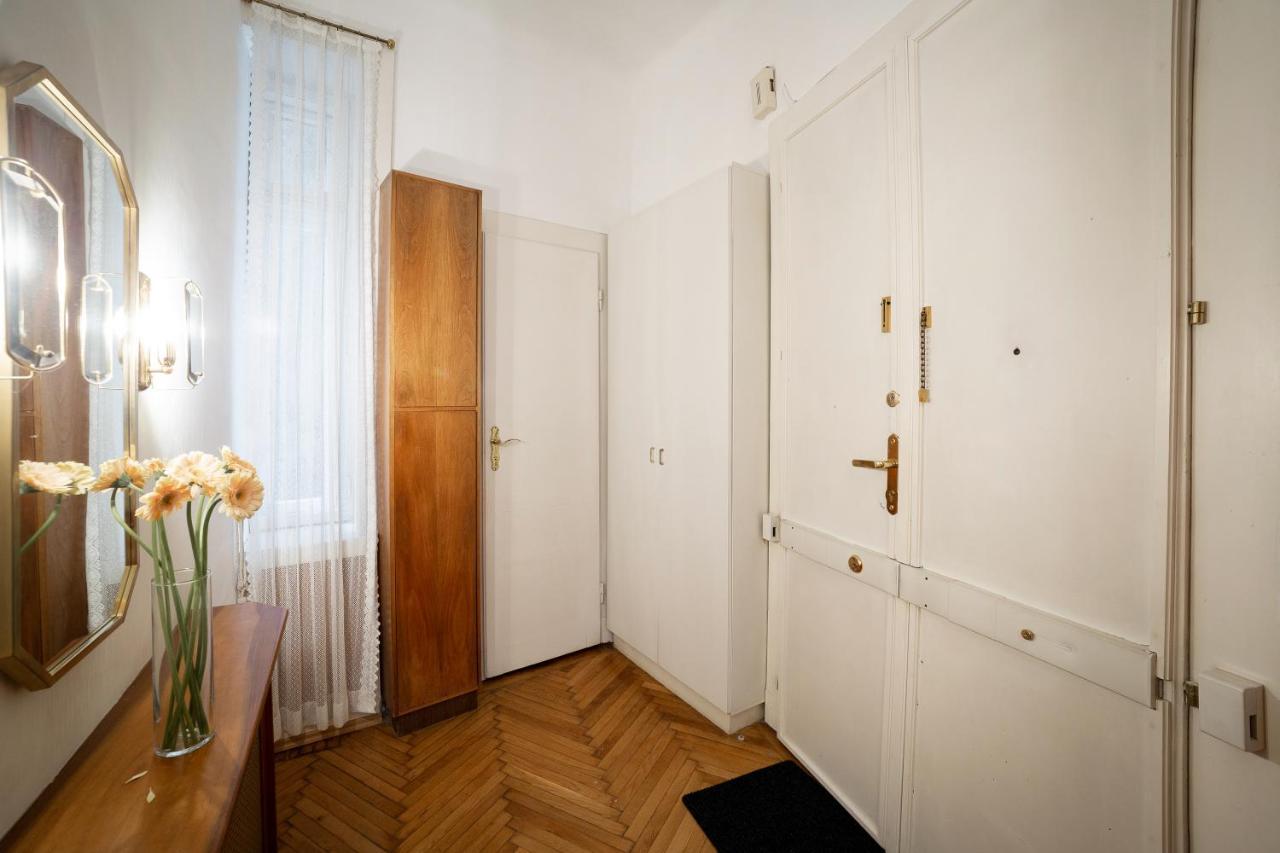 Hideaway Wahring Appartamento Vienna Esterno foto