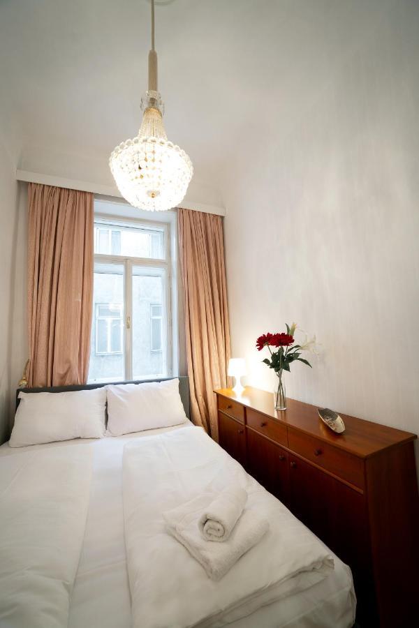 Hideaway Wahring Appartamento Vienna Esterno foto